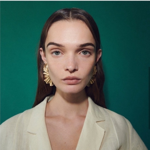 Zara NWT gold fan earrings New without tags - Picture 4 of 7
